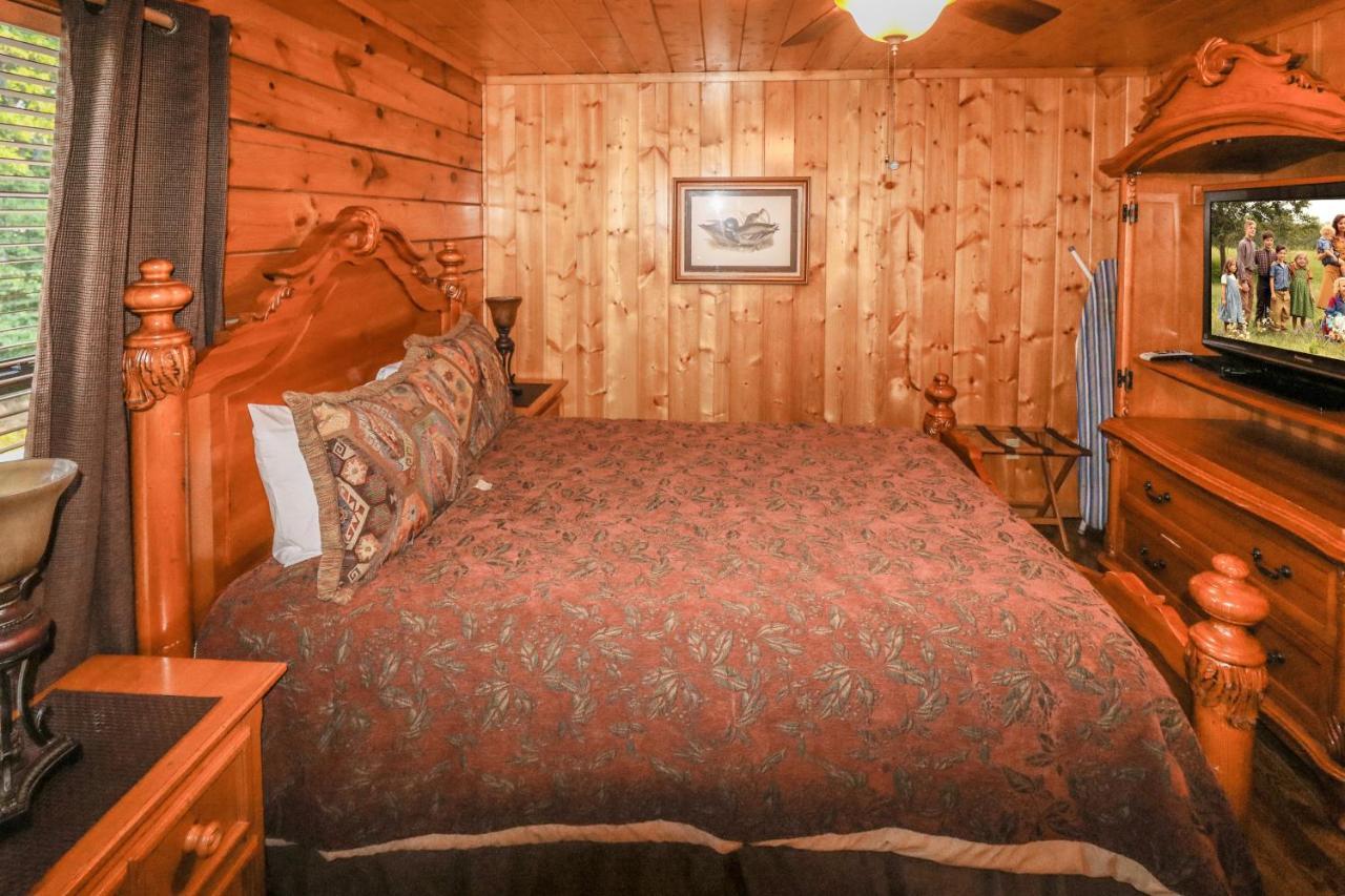 Holiday home Hidden Springs