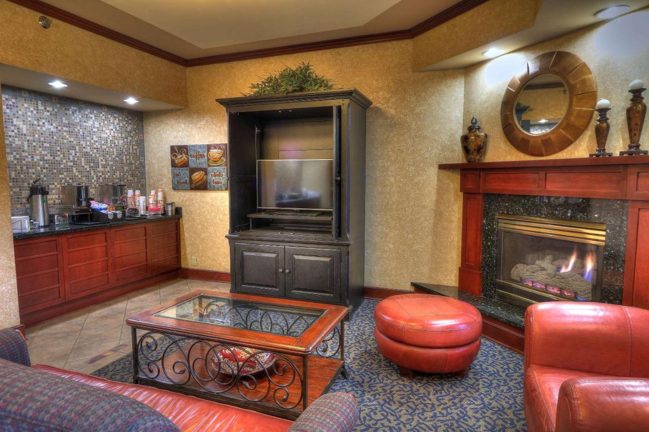 Inn Quality Near The Island Pigeon Forge