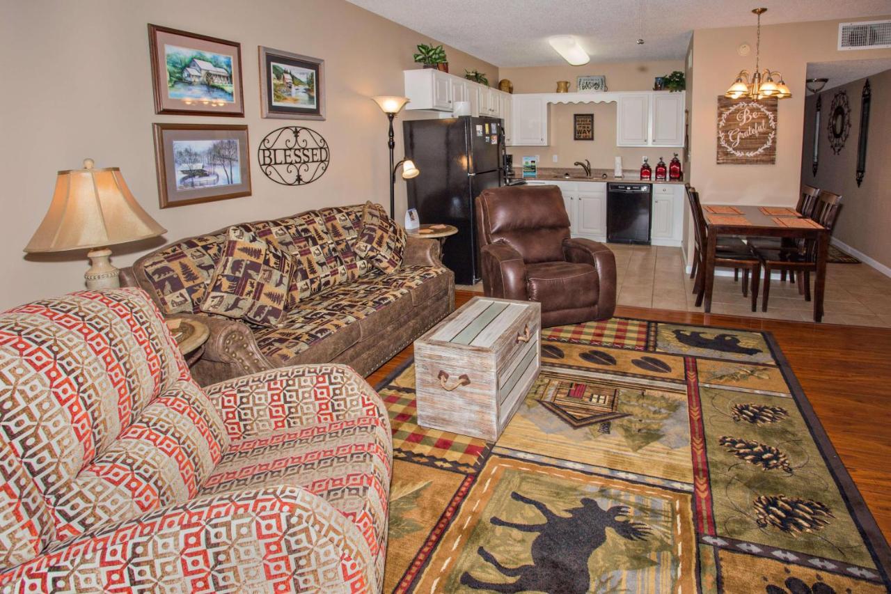 Holiday home Whispering Pines 211