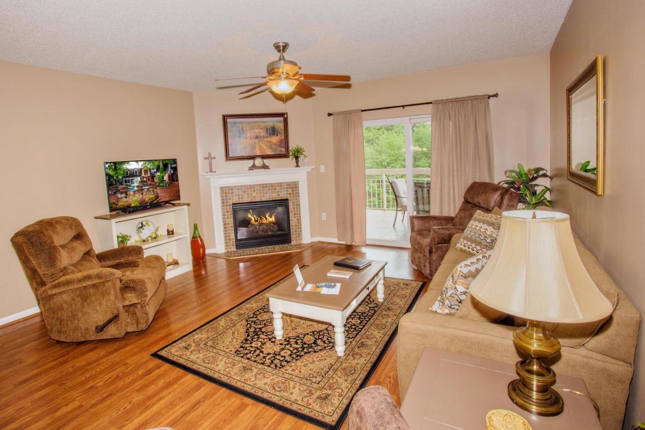 Holiday home Whispering Pines 102hc