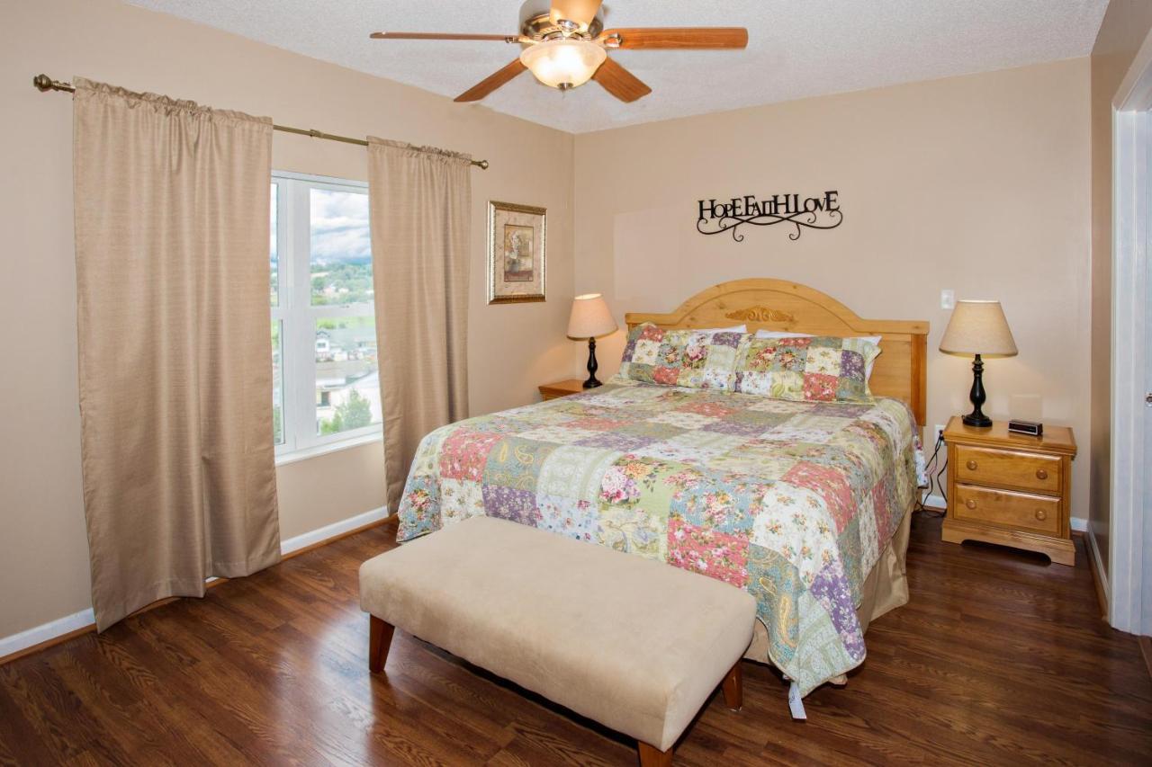 Holiday home Whispering Pines 102hc *