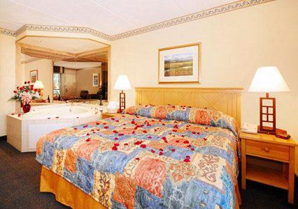 Econo Riverside Lodge *