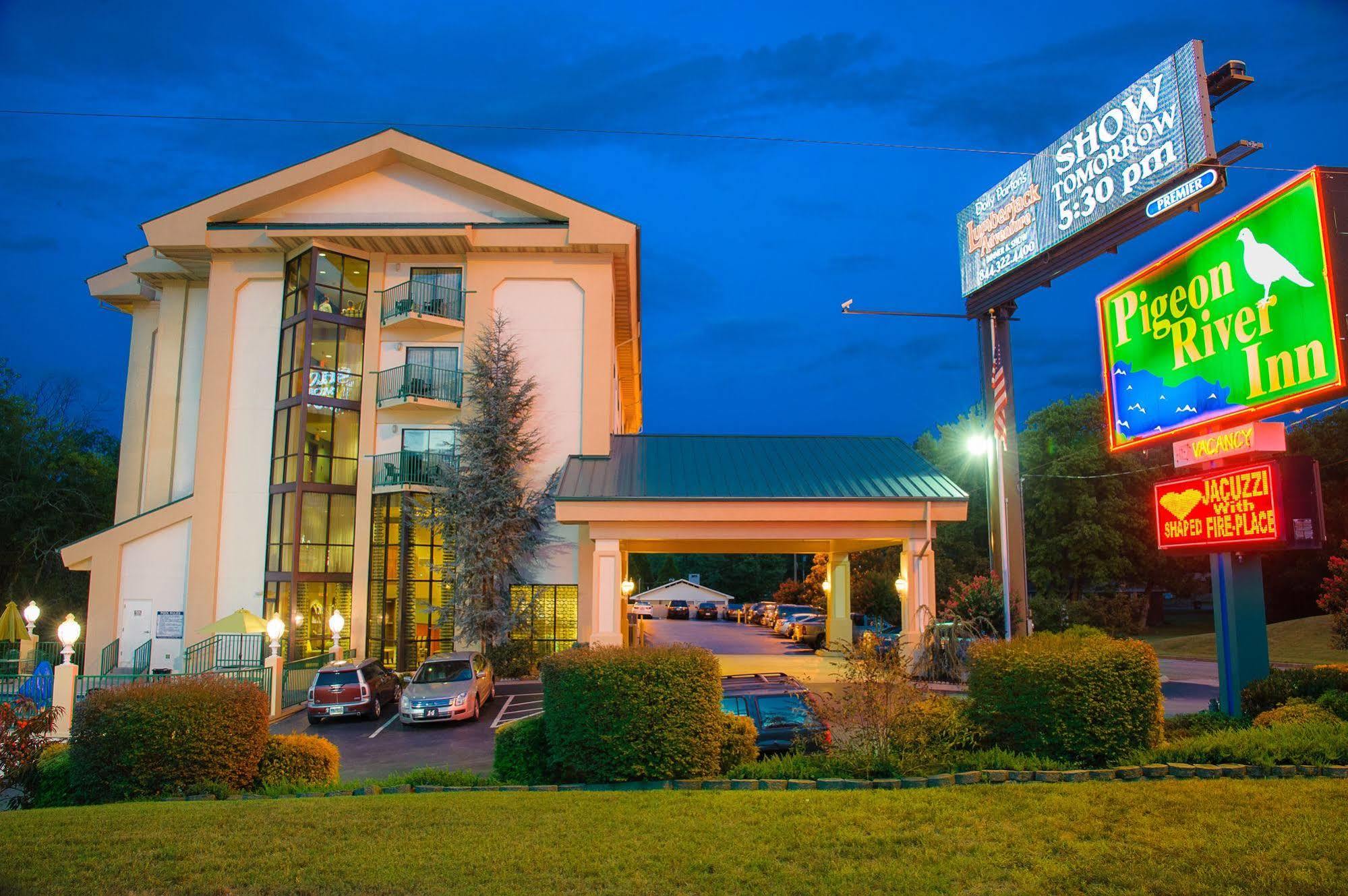 Hotel Pigeon River Pigeon Forge