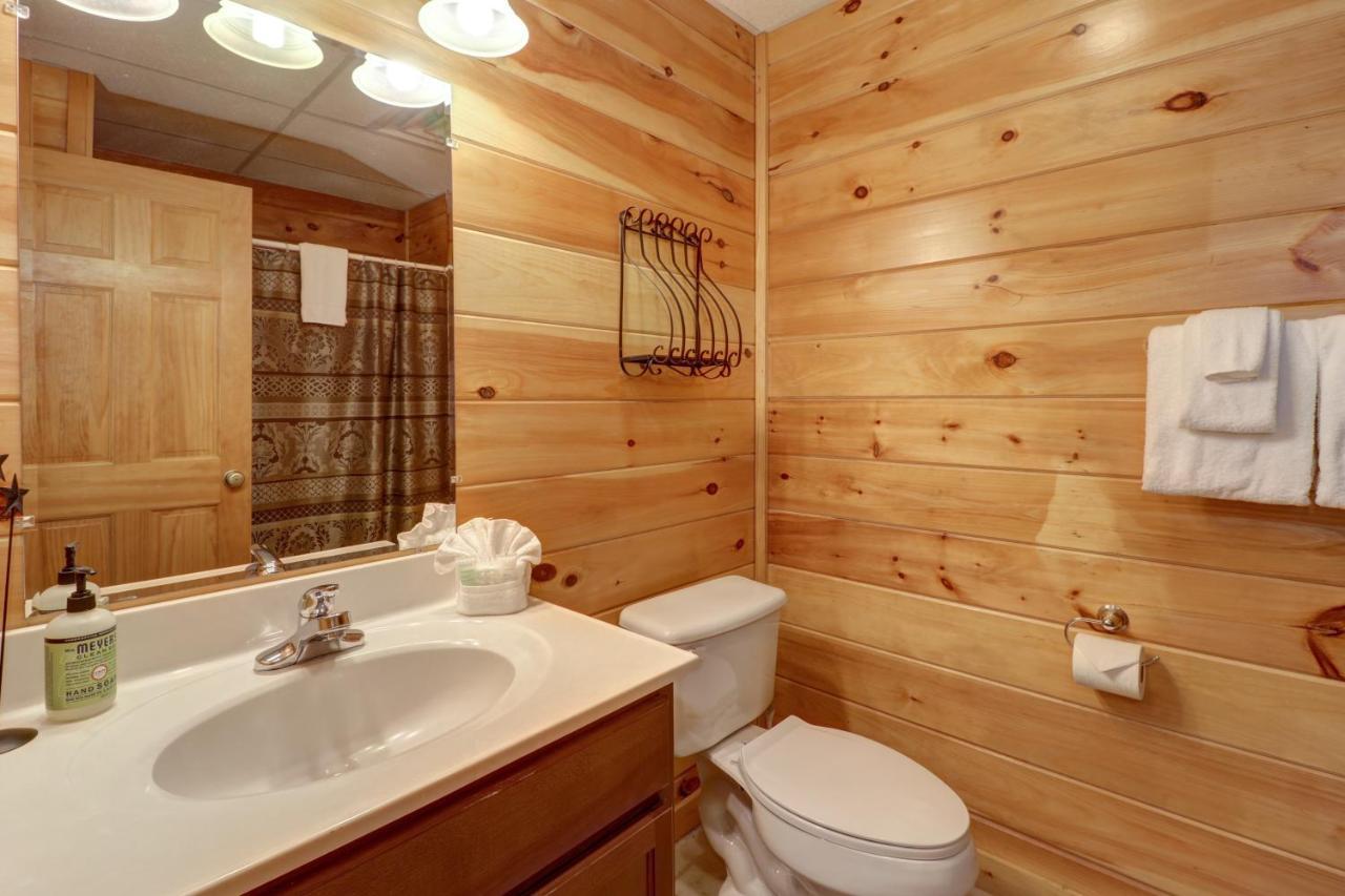 Holiday home Peaceful Setting Cabin Pigeon Forge
