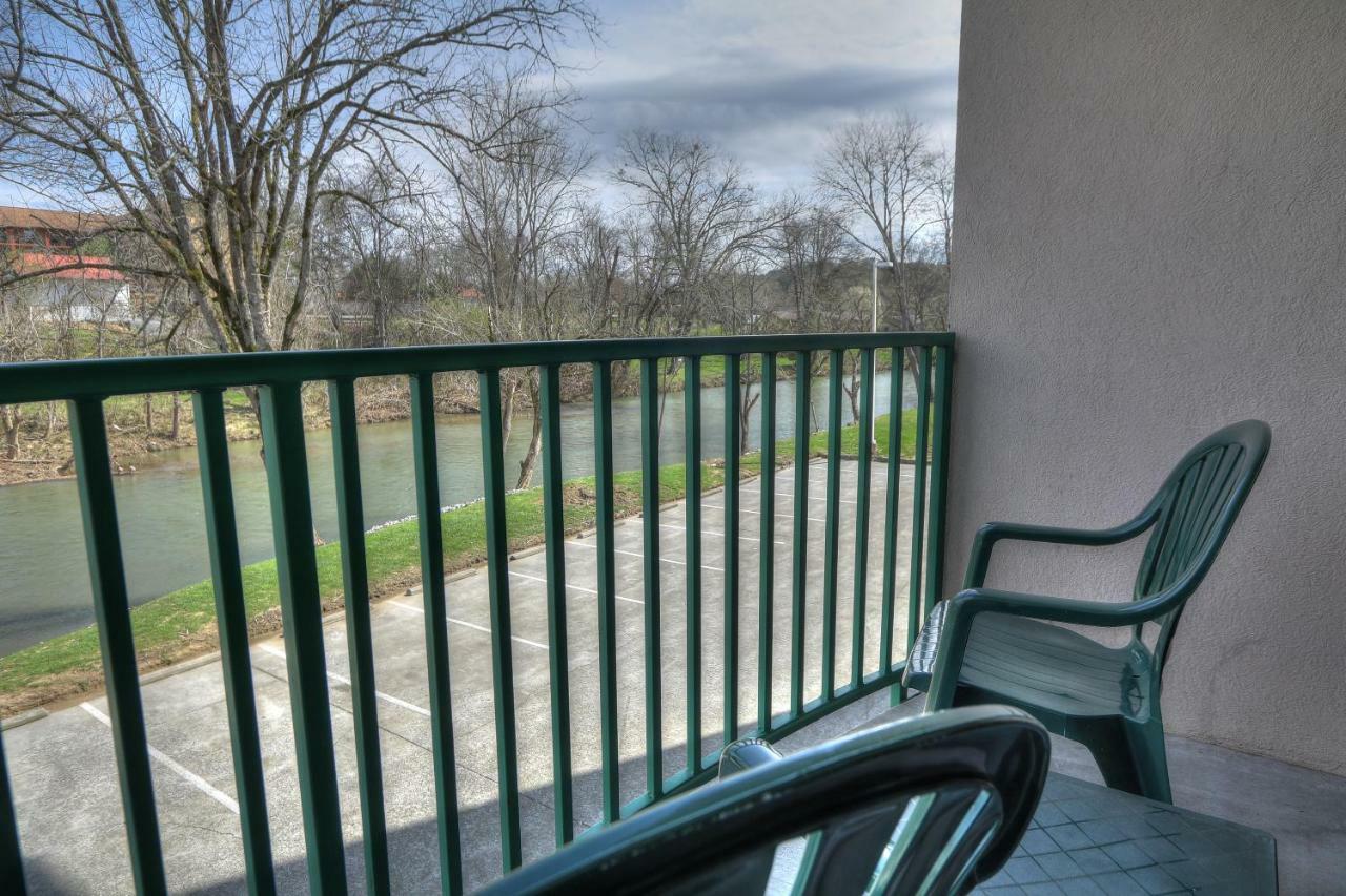 Hotel Pigeon River Pigeon Forge