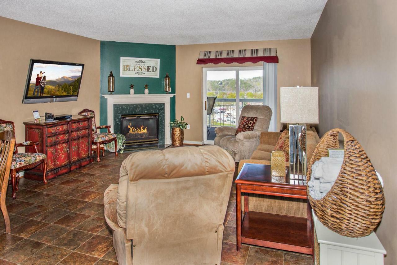 Whispering Pines 223 Pigeon Forge