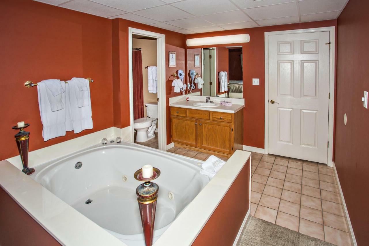 Whispering Pines 223 Holiday home
