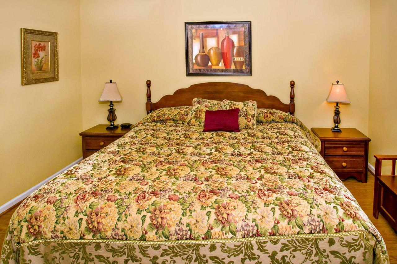 Whispering Pines 101 Holiday home Pigeon Forge