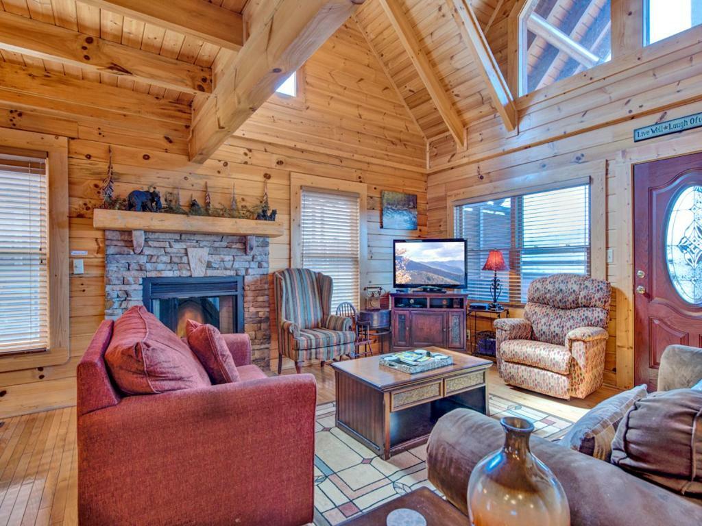 Misty Mountain Hideaway Apartment Pigeon Forge