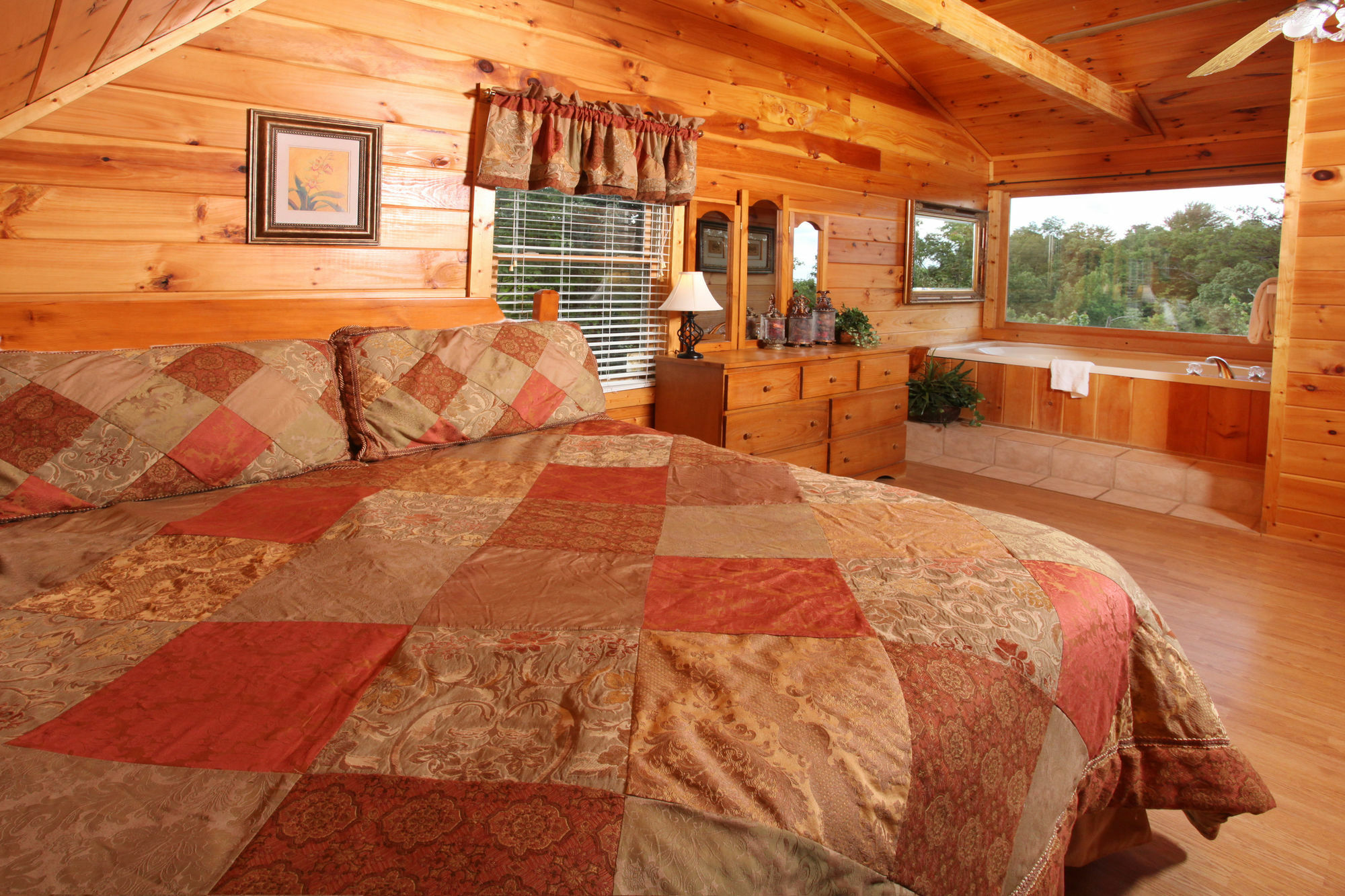 Eden Crest Vacation