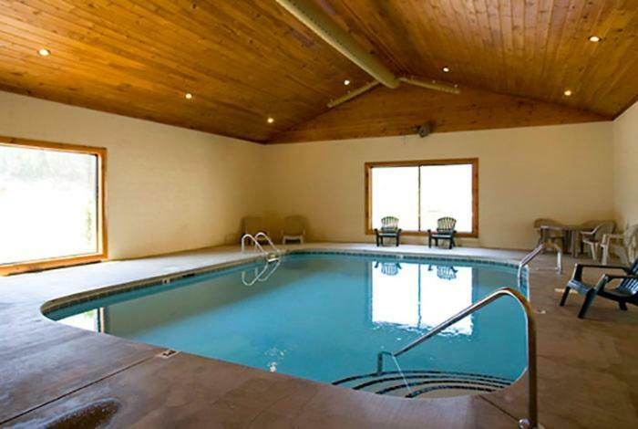 2 Swimming Pools Free Mini Golf Honey Bear Mtn Cabin - Hot Tub - Pool Table Pigeon Forge