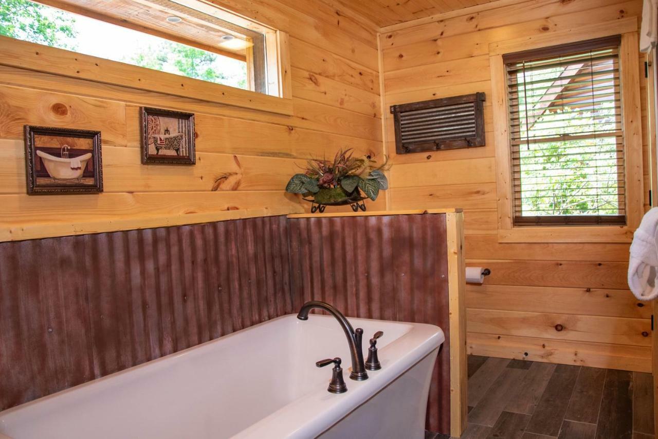 Black Bear Getaway *