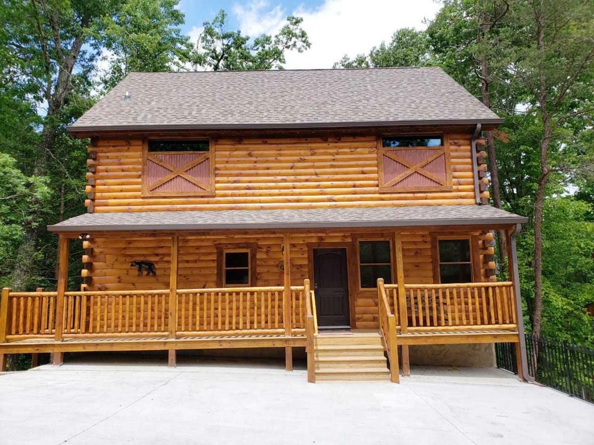 Holiday home Black Bear Getaway *