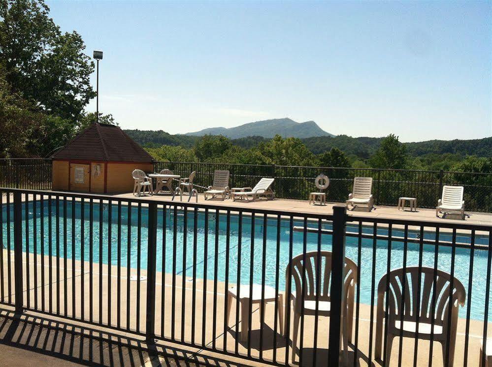Howard Johnson By Wyndham 3*