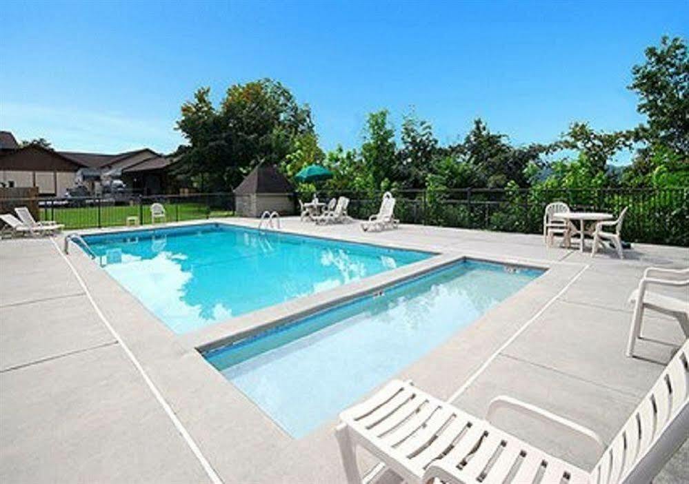 Howard Johnson By Wyndham Pigeon Forge