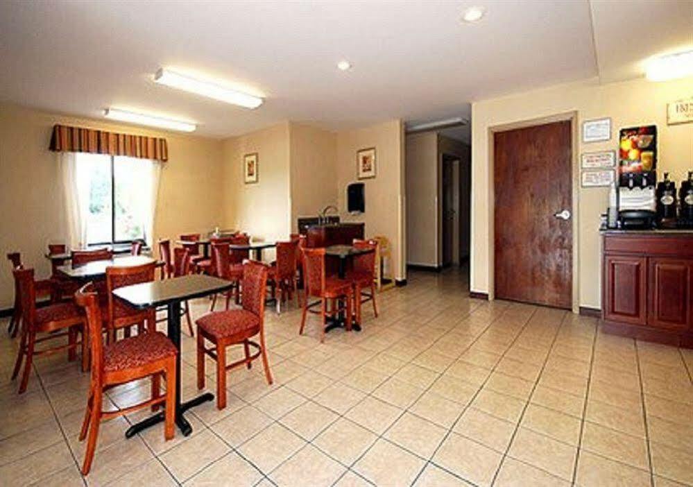 Hotel Howard Johnson By Wyndham Pigeon Forge