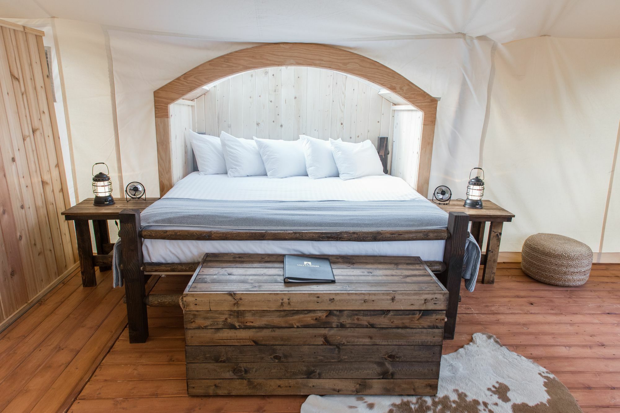 Luxury tent Under Canvas Great Smoky Mountains 3*