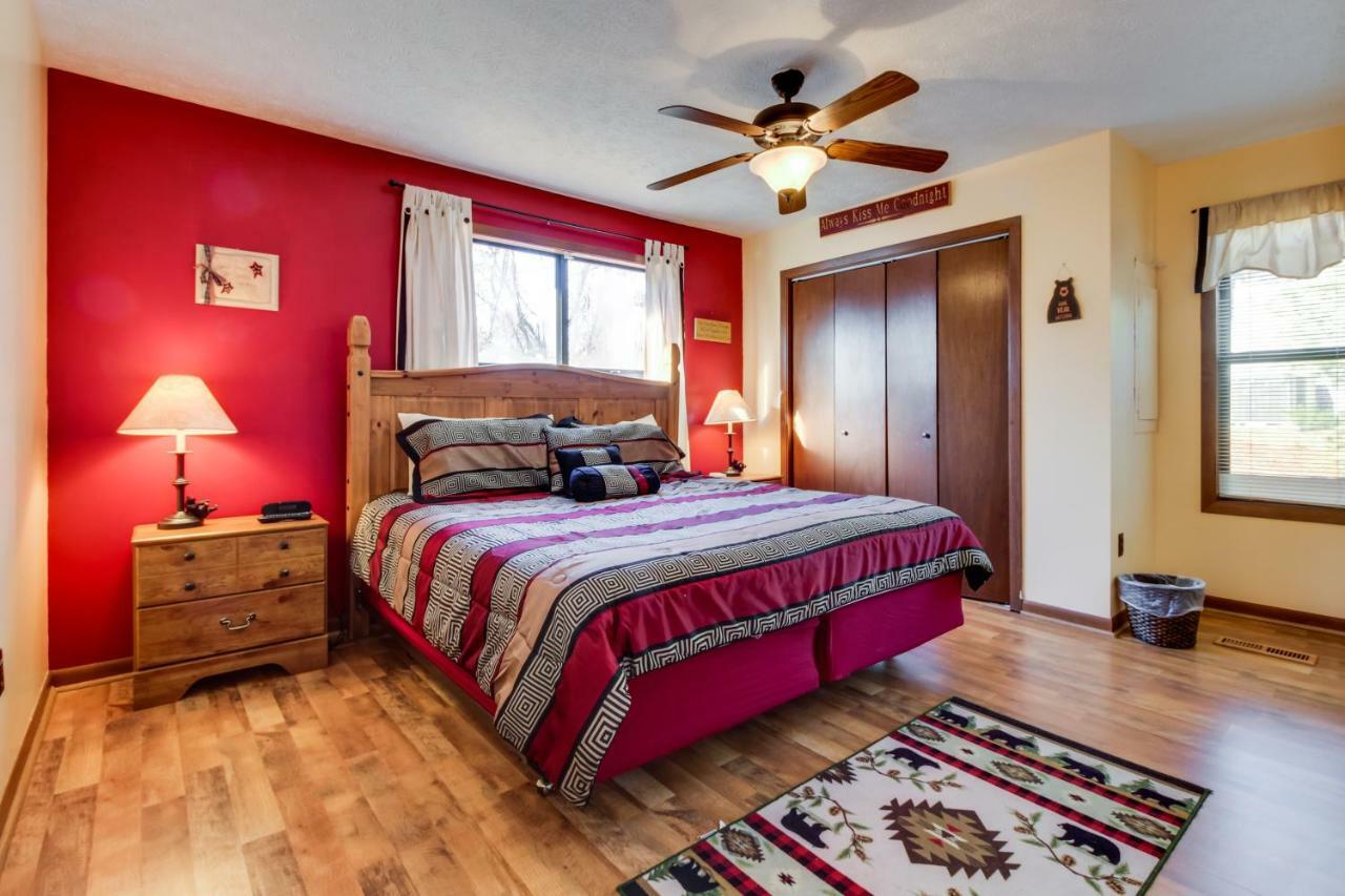 Mountaintop Hideaway Holiday home Pigeon Forge