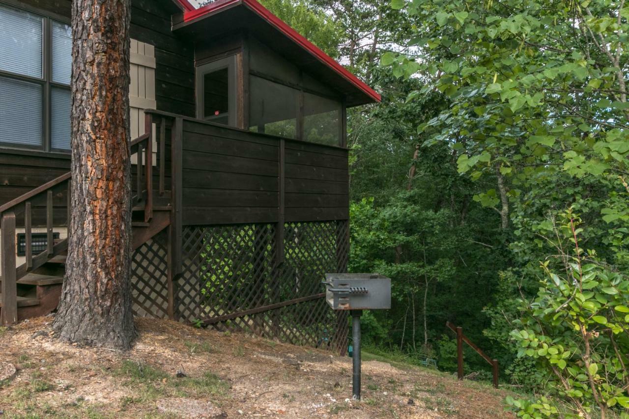 Mountaintop Hideaway