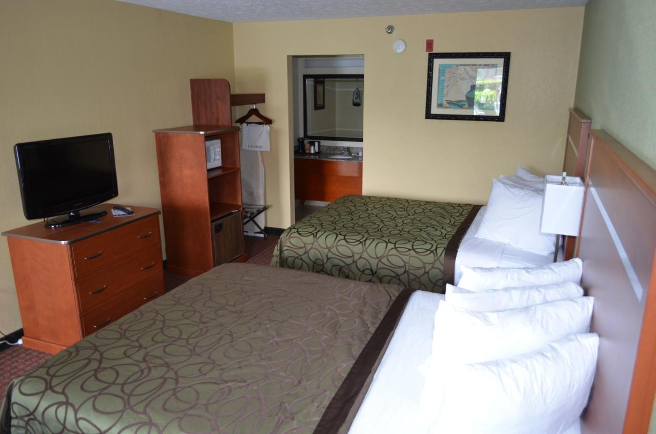Baymont By Wyndham Near Island Drive Hotel Pigeon Forge