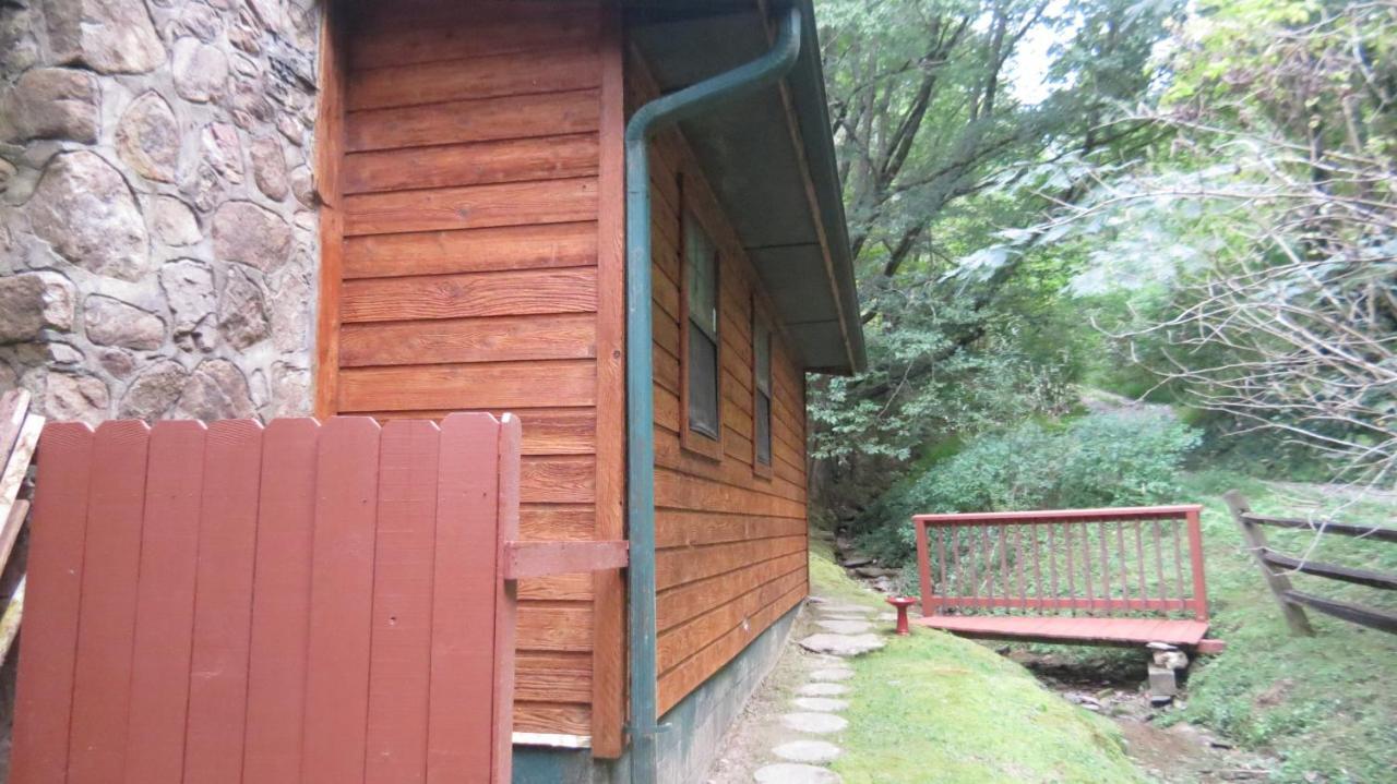 Holiday home Cozy Creek *