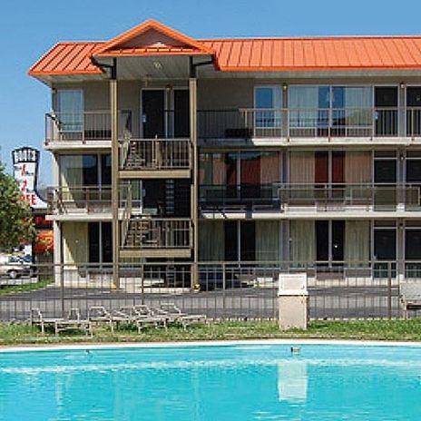 Hotel Country & By Radisson, South, Tn 3*