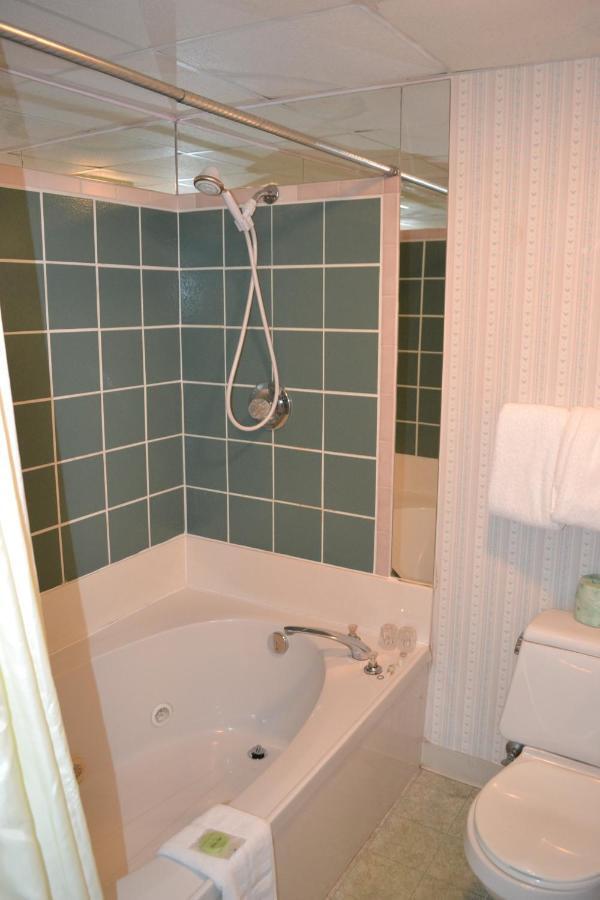 River Place #602 2bd