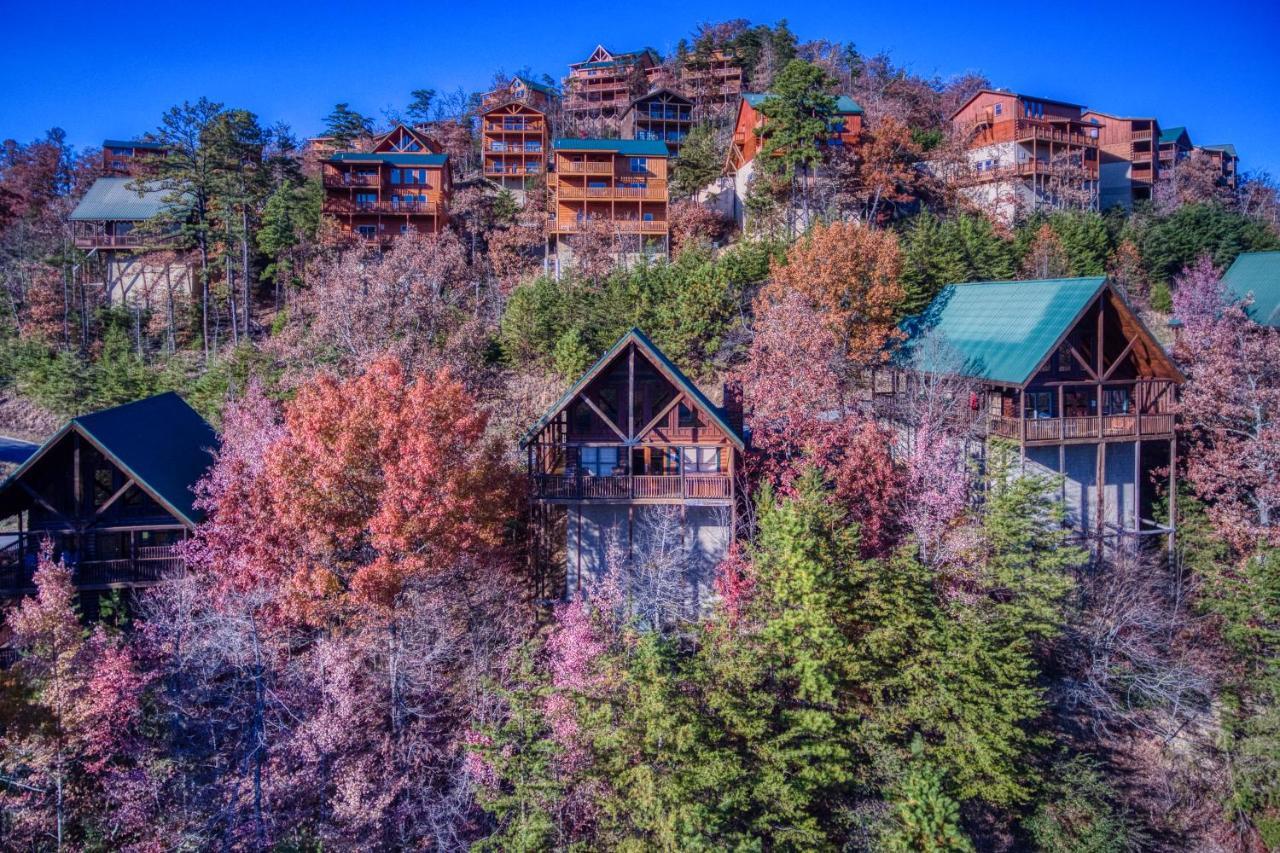 Above The Pines * Pigeon Forge