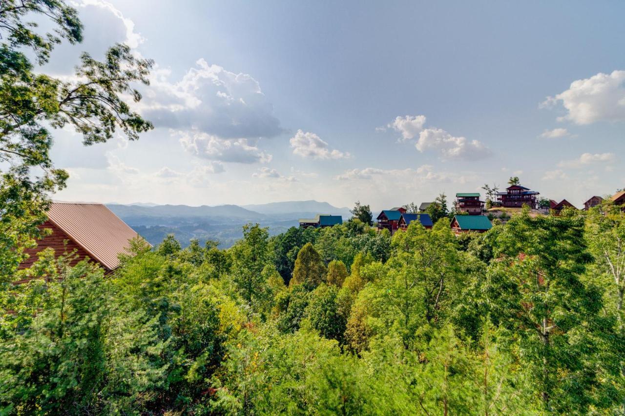 Sweet Surrender Pigeon Forge