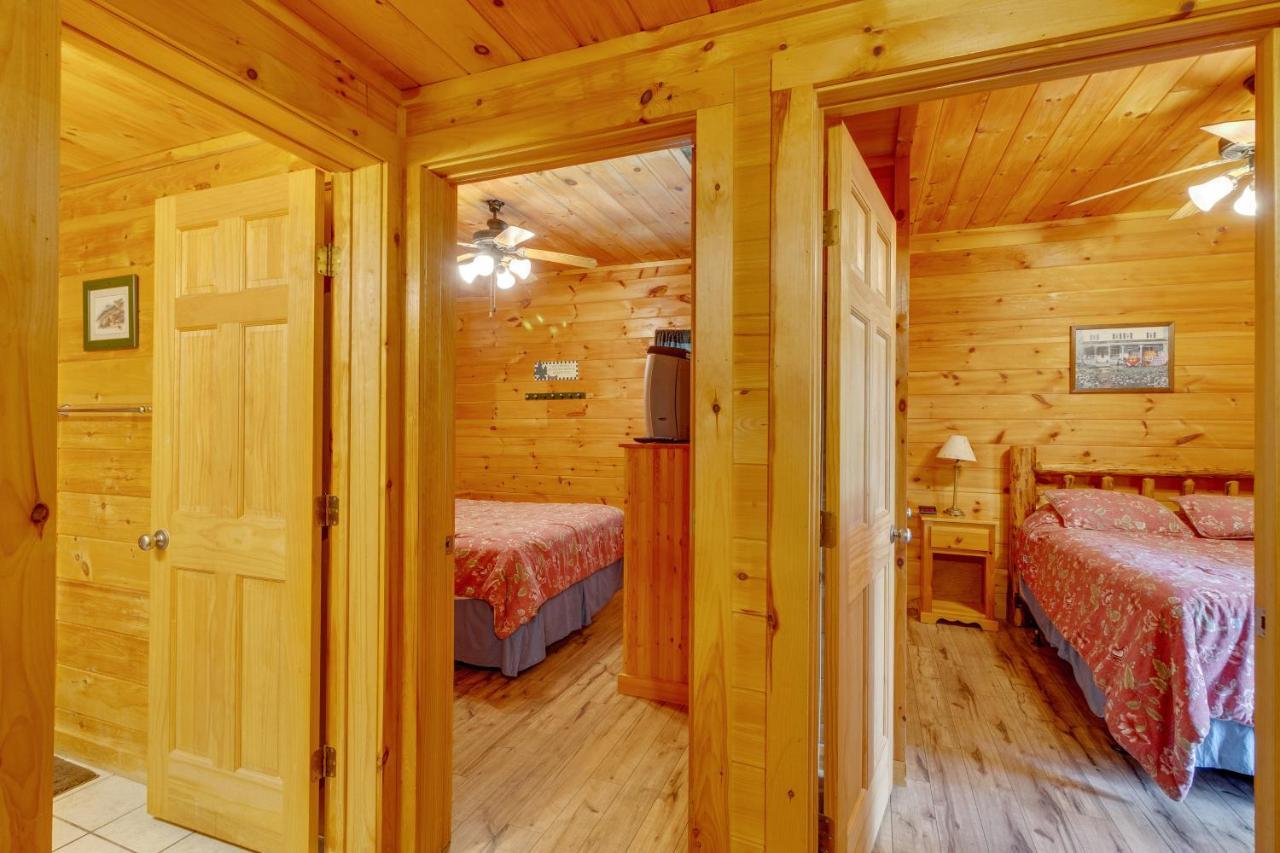 Moose Creek Pigeon Forge
