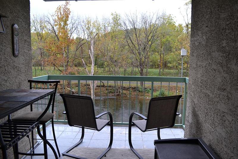 River Place #407 2bd *