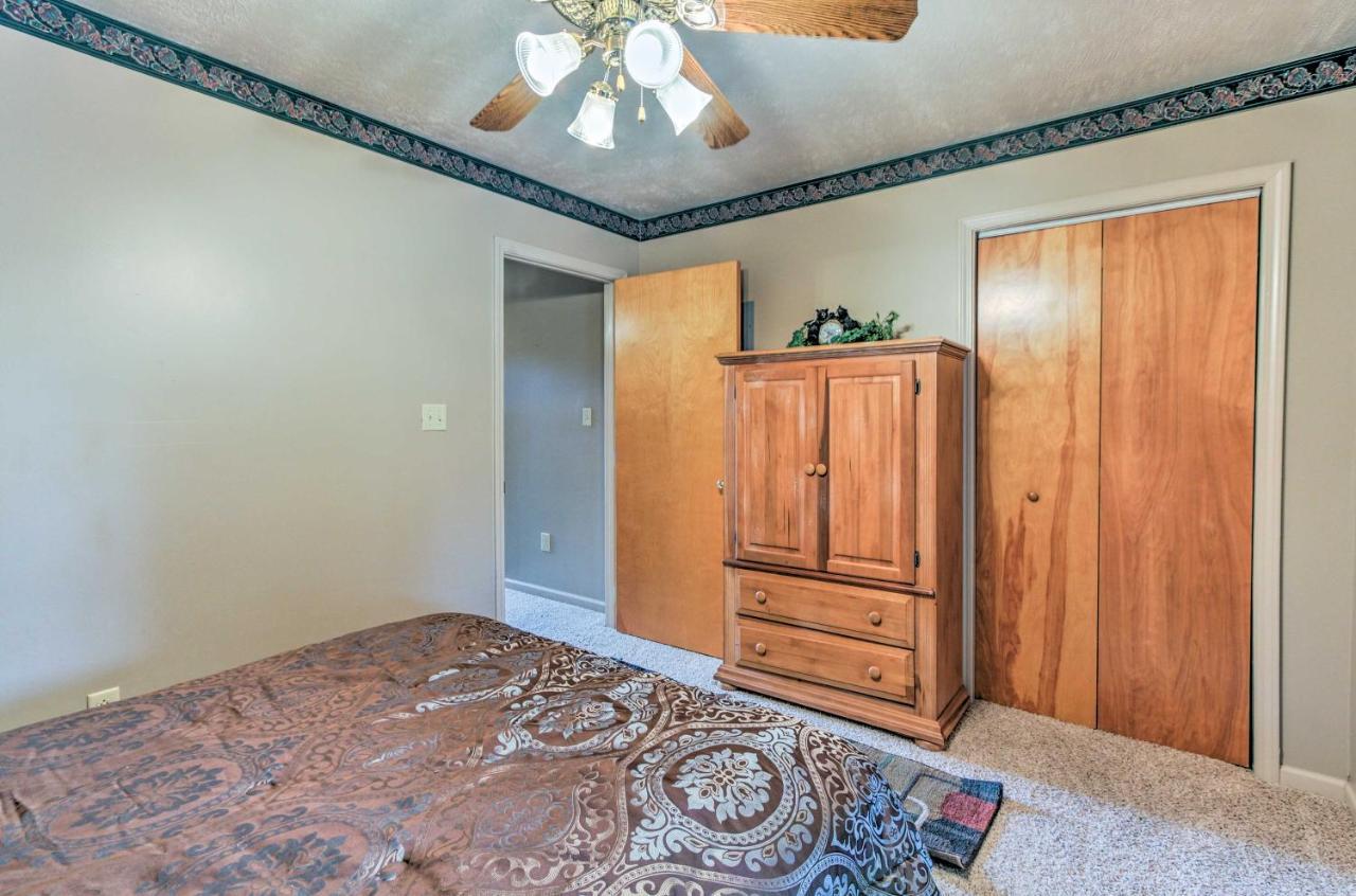 Spacious Central Locale By Dollywood Apartment