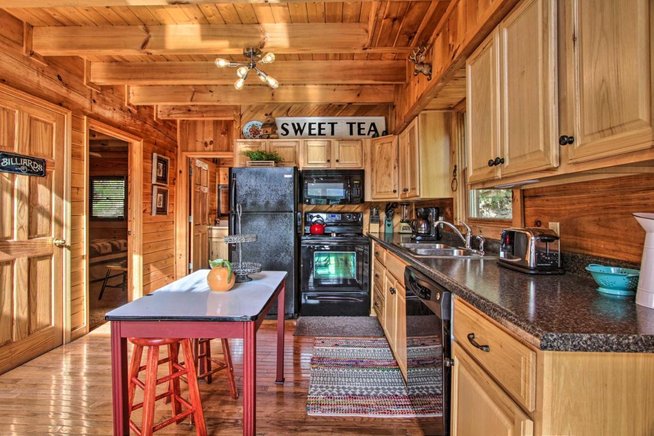 Scenic Solitude With Private Hot Tub! Holiday home