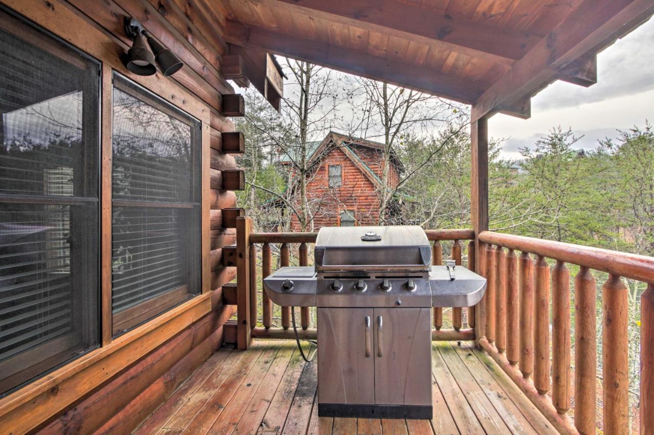 Holiday home Romantic With Hot Tub In Pigeon Forge! Pigeon Forge