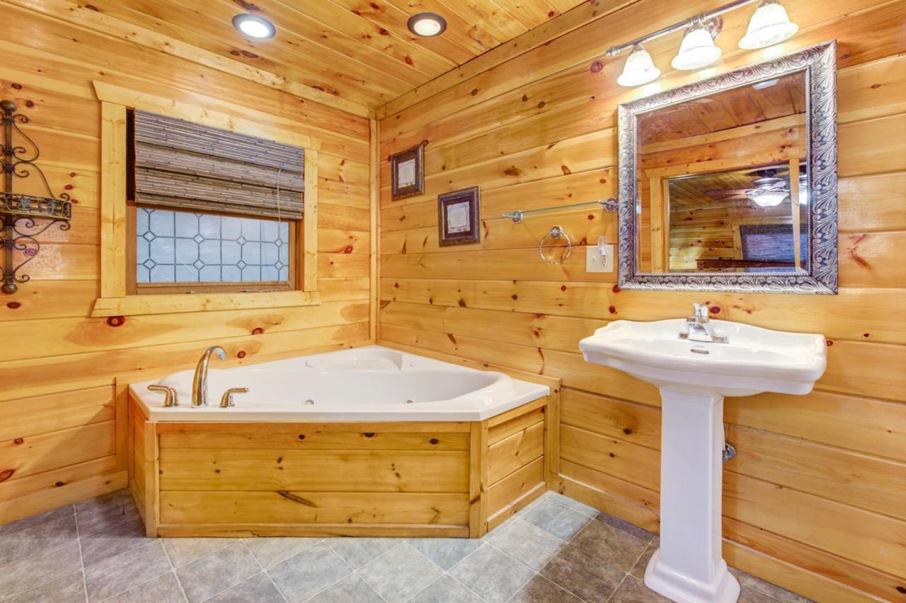 Holiday home Country Oaks Cabin