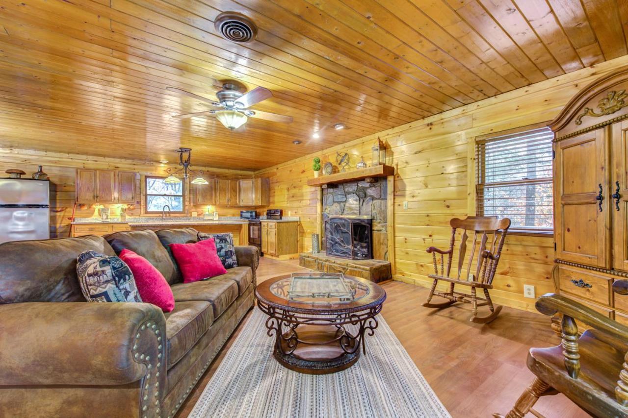 Holiday home Country Oaks Cabin