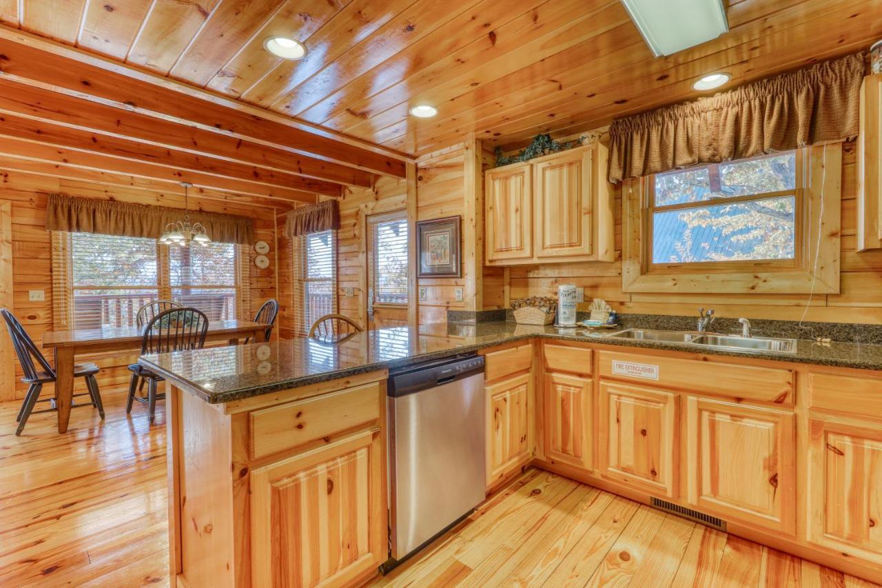 Treehouse Holiday home Pigeon Forge