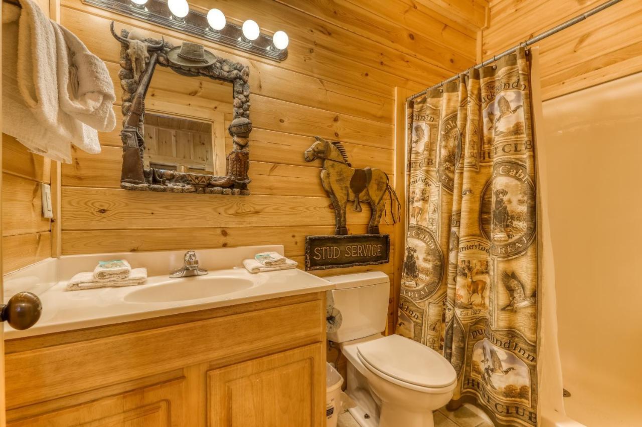 Crazy Horse * Pigeon Forge