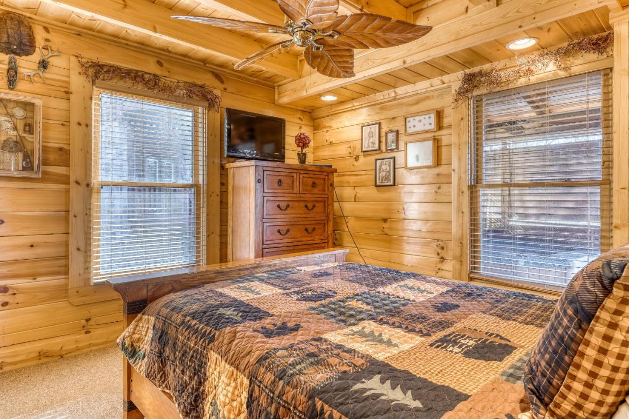 Crazy Horse * Pigeon Forge