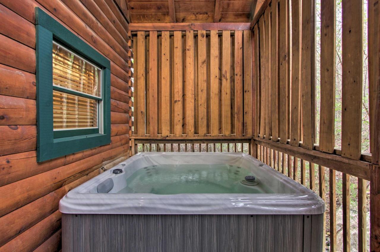 Cabin With Hot Tub 5 Mi To Dollywood Holiday home Pigeon Forge