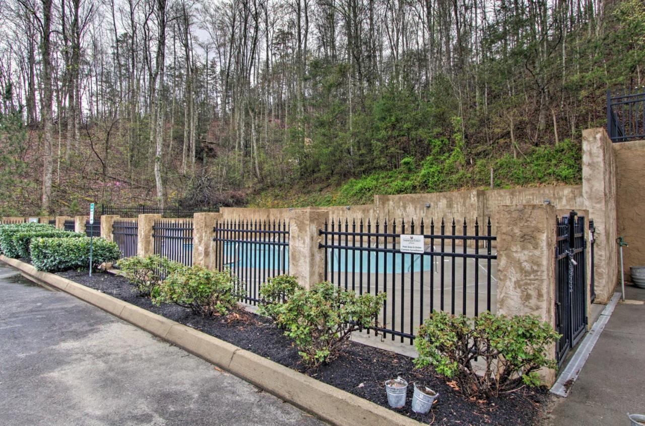 Cabin With Hot Tub 5 Mi To Dollywood Holiday home *