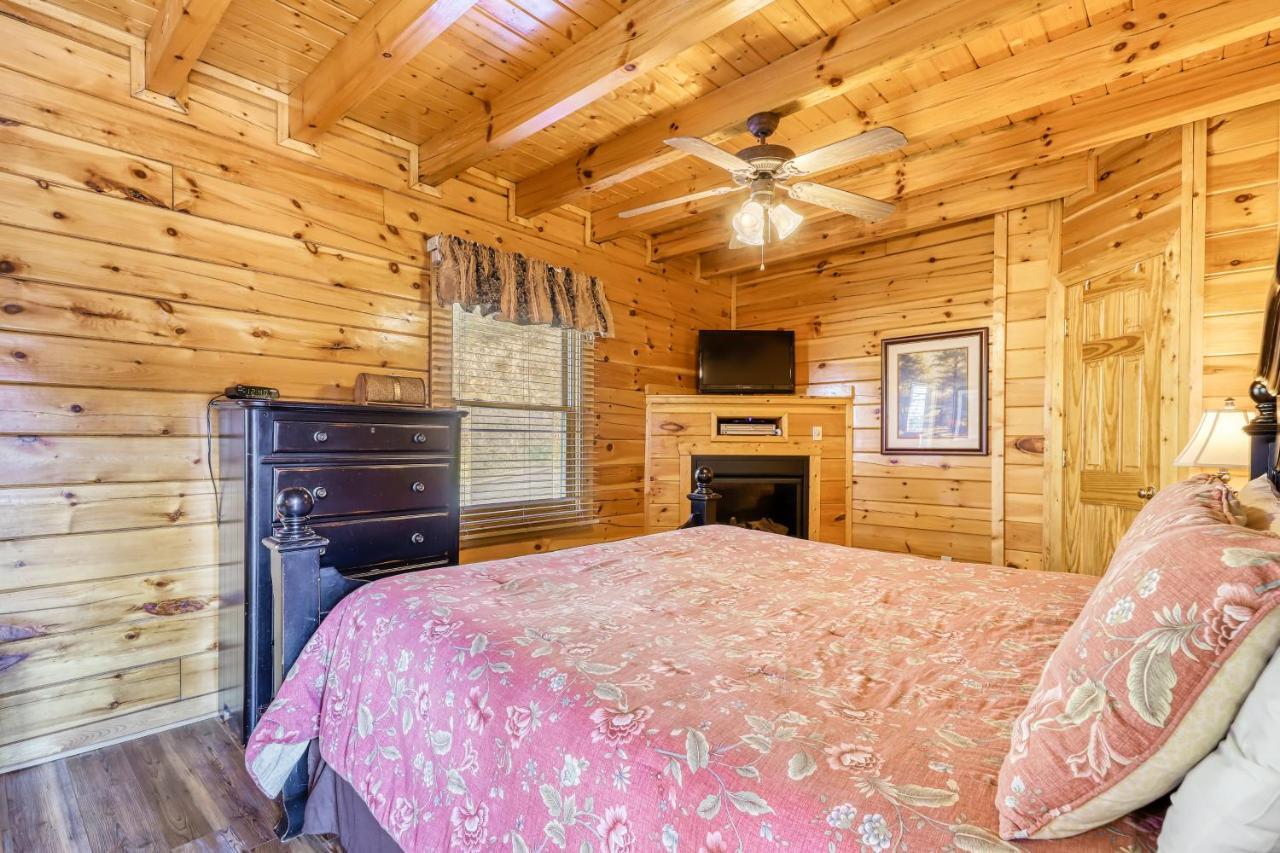 Hunters Hideaway * Pigeon Forge