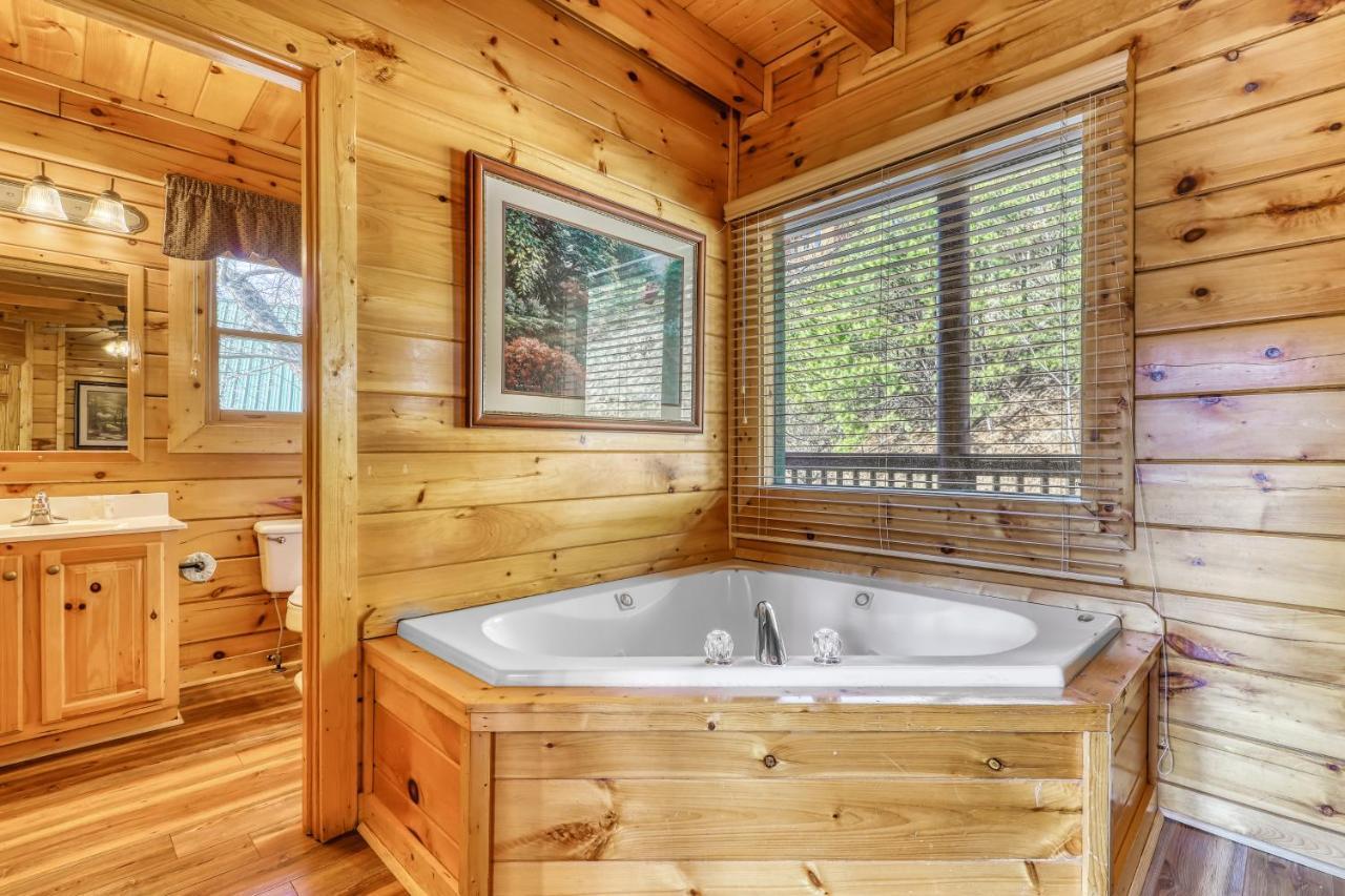 Holiday home Hunters Hideaway Pigeon Forge
