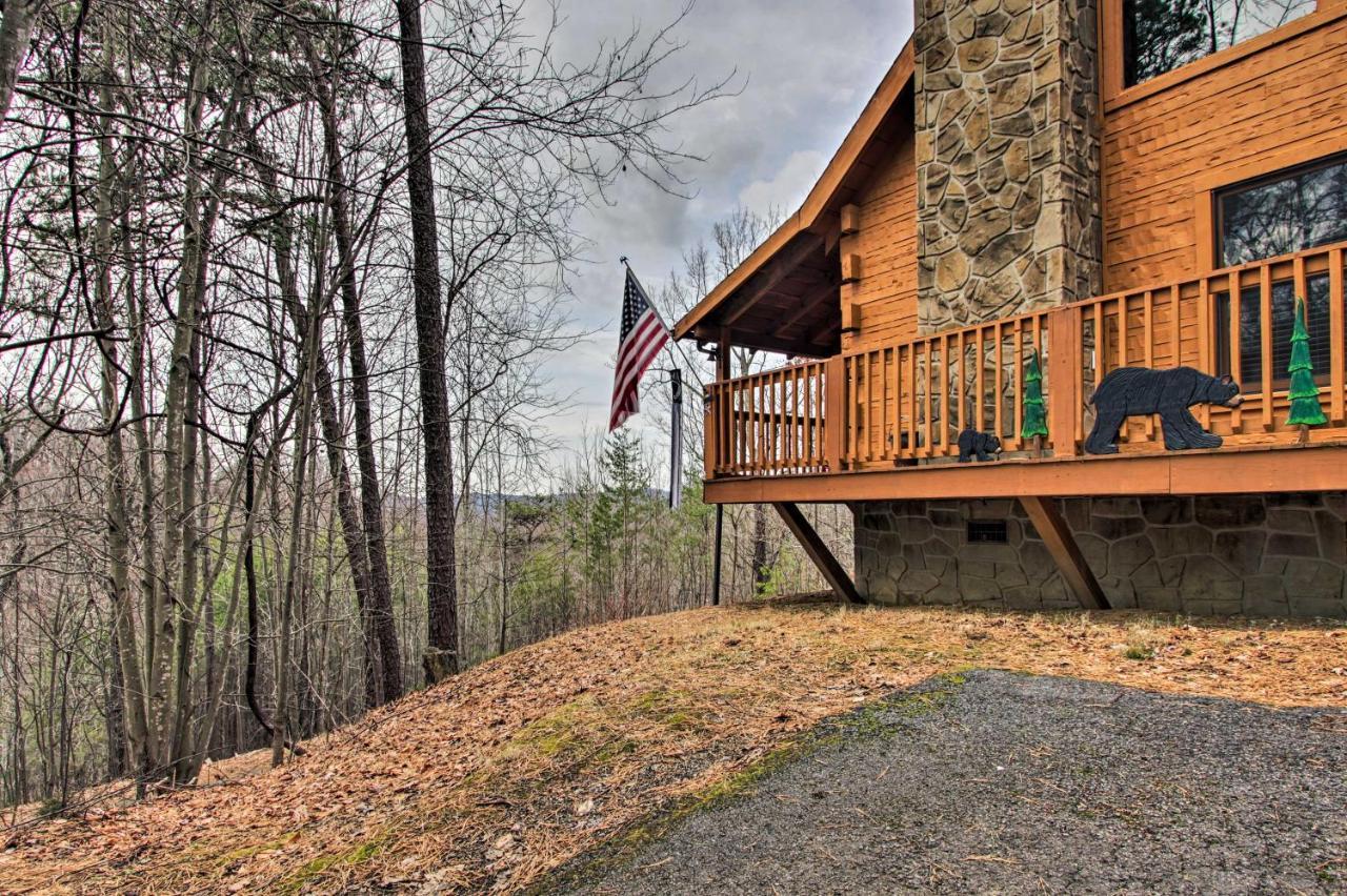 Mtn View Getaway With Game Room,deck,grill And Hot Tub! Pigeon Forge