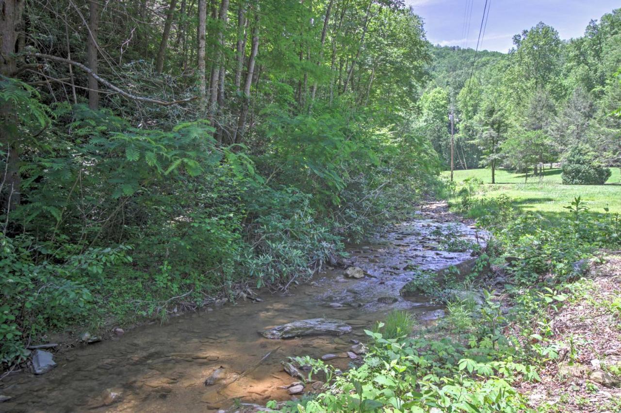 Mtn View Getaway With Game Room,deck,grill And Hot Tub! *