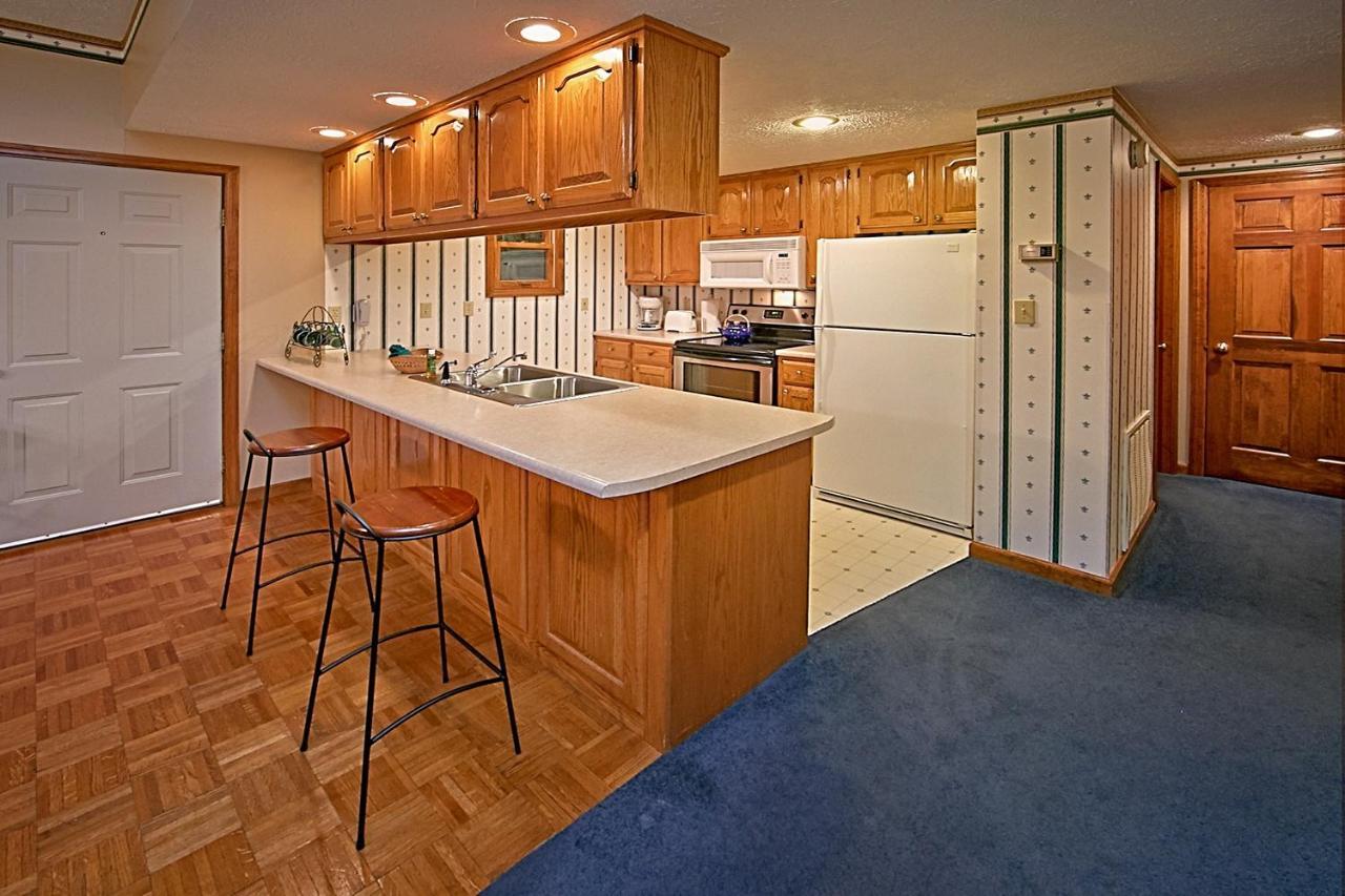 Sanctuary Cabin Holiday home Pigeon Forge