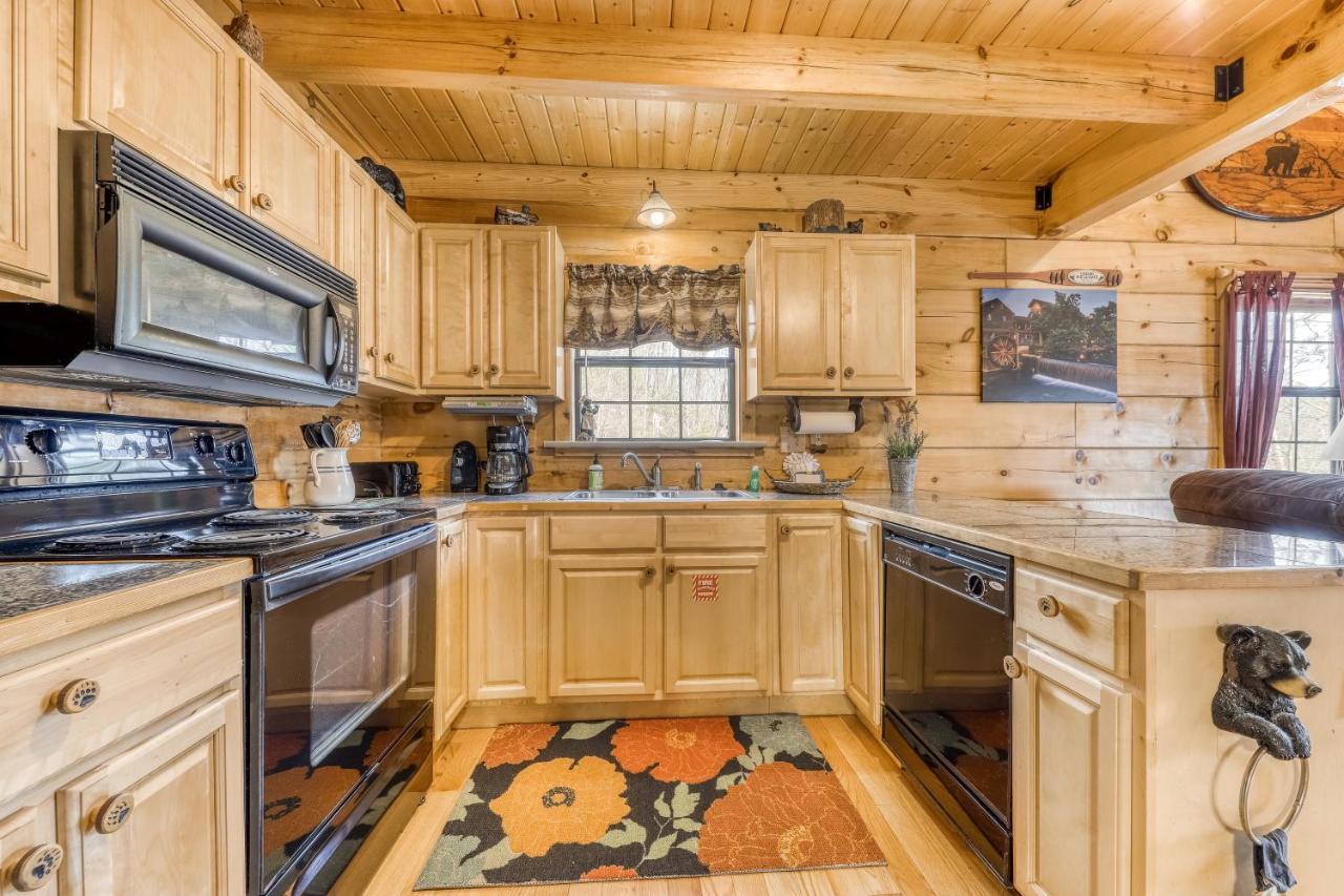 Moonshine Ridge * Pigeon Forge
