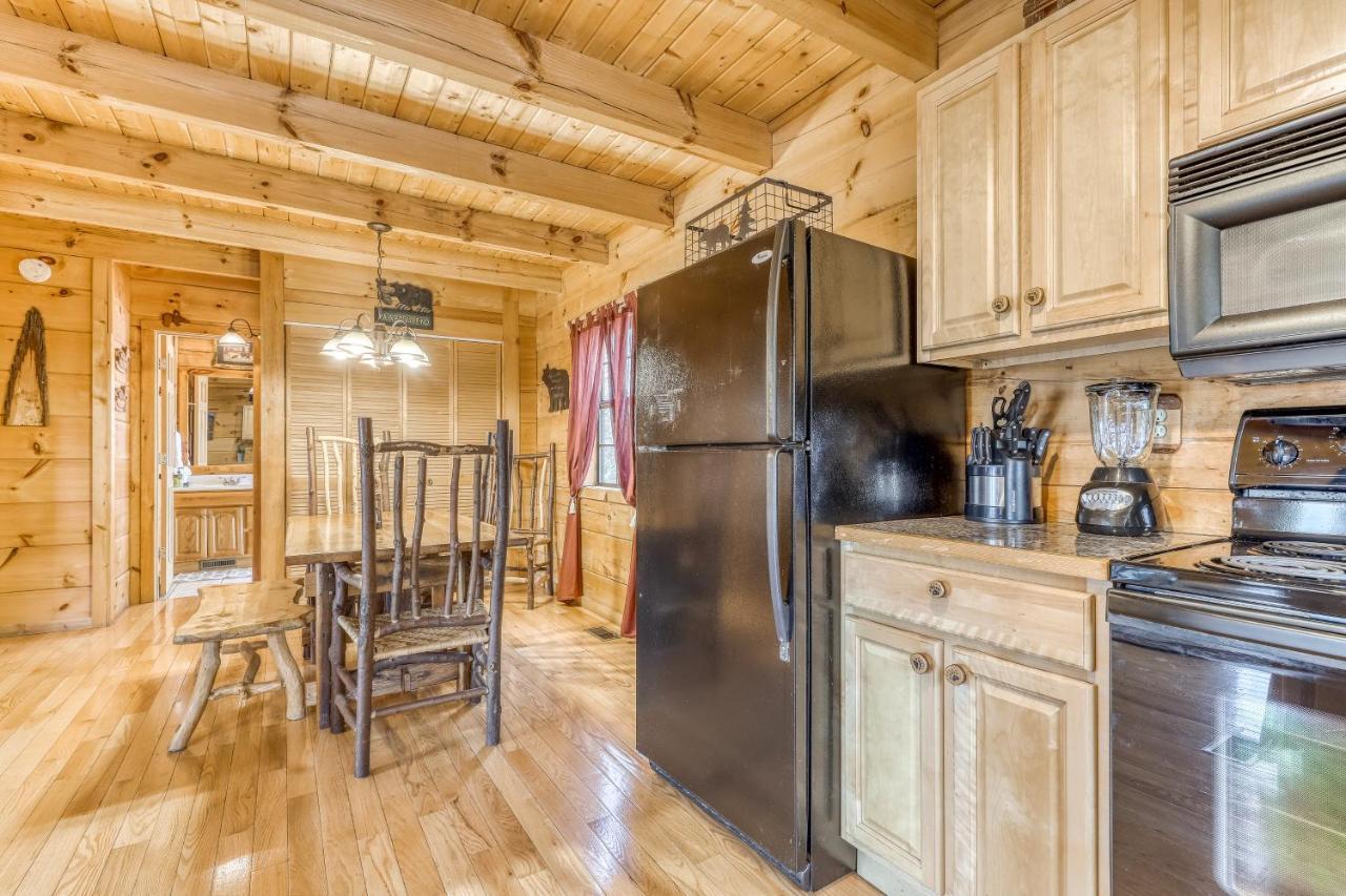 Moonshine Ridge Pigeon Forge