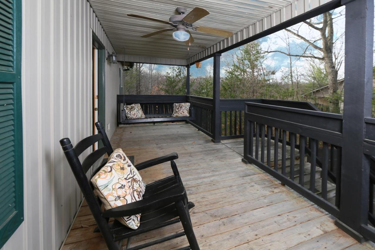 Chalet Wildwood Falls #4 *