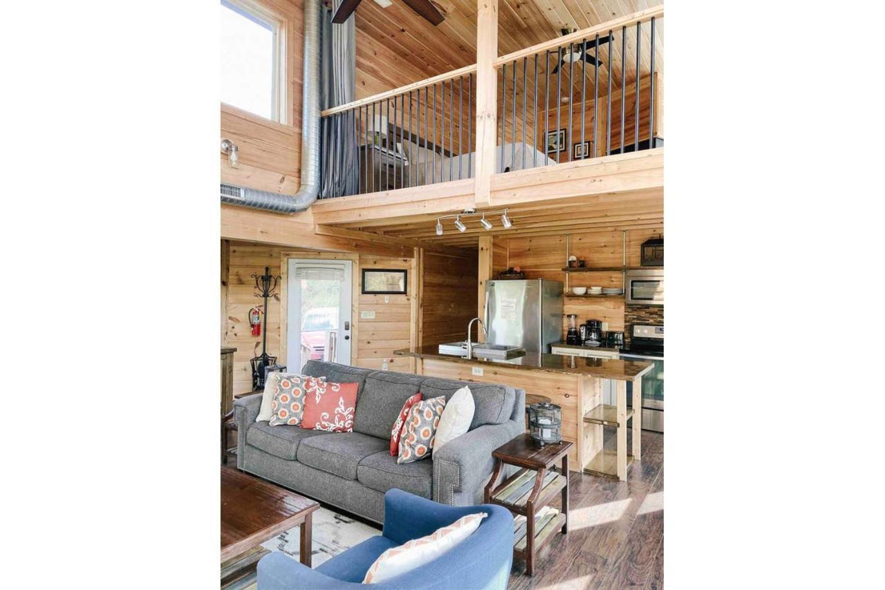 Mountain Splash -heated Indoor Pool, Hot Tub, Arcade Game *